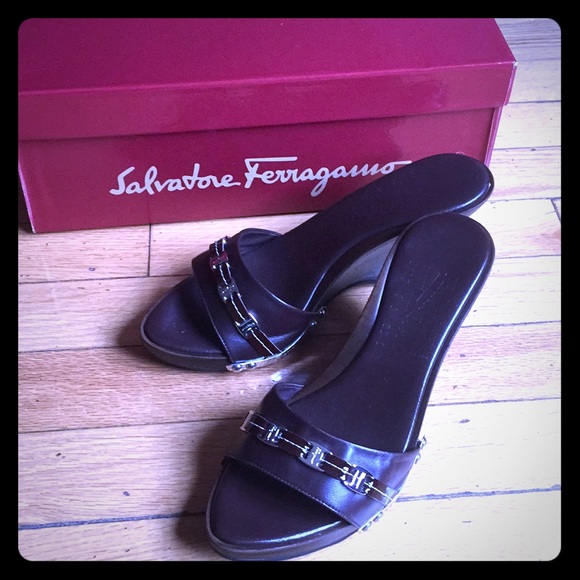 Salvatore Ferragamo Shoes - Ferragamo sandals